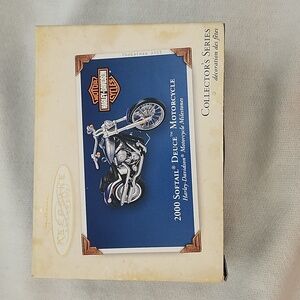 NWT Harley Davidson Hallmark Keepsake Ornament-2000 Softail